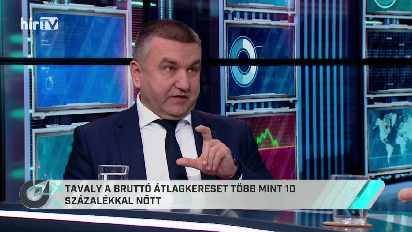 Szaldó - Tavaly a bruttó átlagkereset több mint 10 százalékkal nőtt