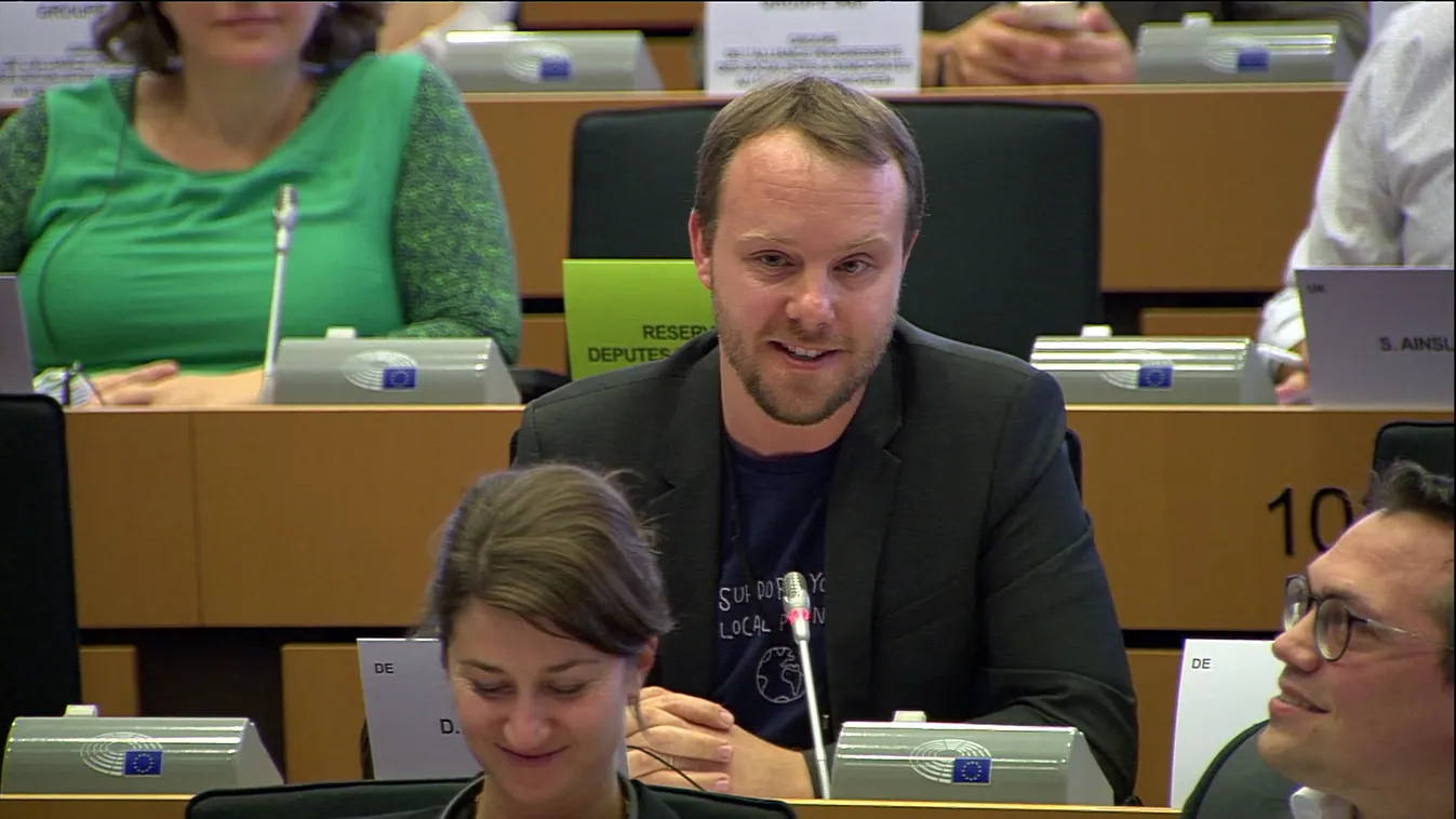 Közösségi oldalán intézett kirohanást Magyarország ellen Daniel Freund