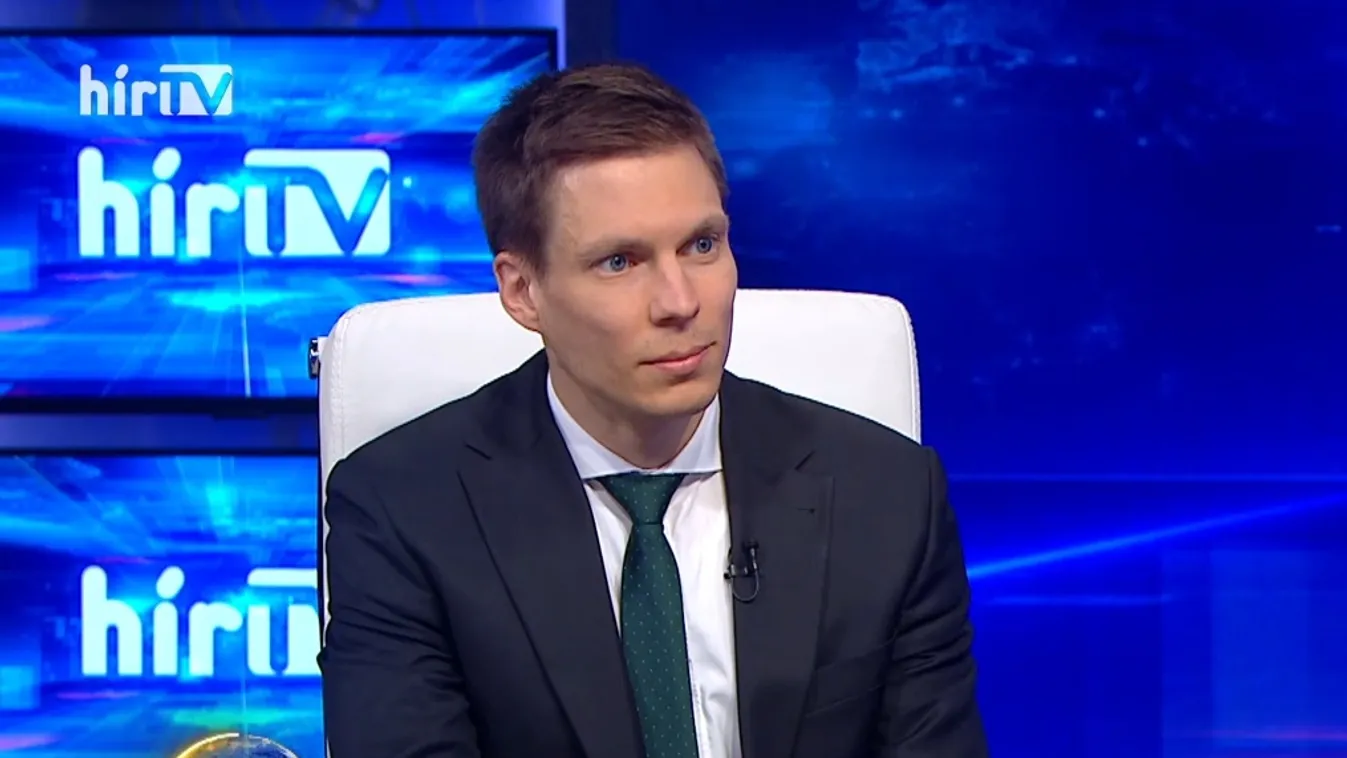 Hortay Olivér: Ukrajna csatlakozásának várható közvetlen költsége Magyarország szempontjából 2000 milliárd forint kiadást jelentene + videó