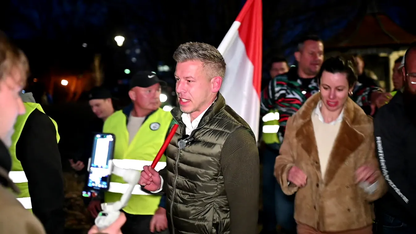 Magyar Péter nem állja a sarat a sajtó munkatársainak kérdéseivel szemben, inkább harcol ellenük + videó