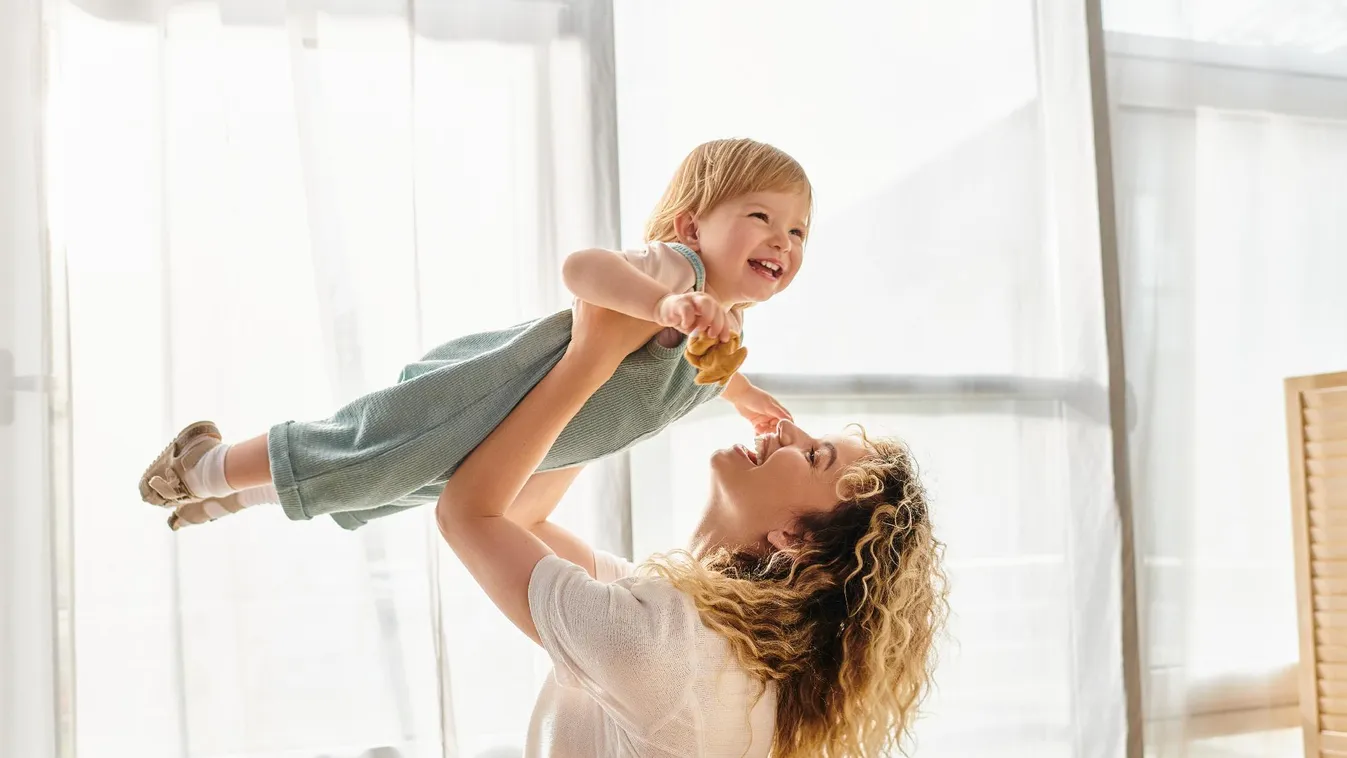 Így erősödhet meg a gyermekes családok anyagi biztonsága + videó