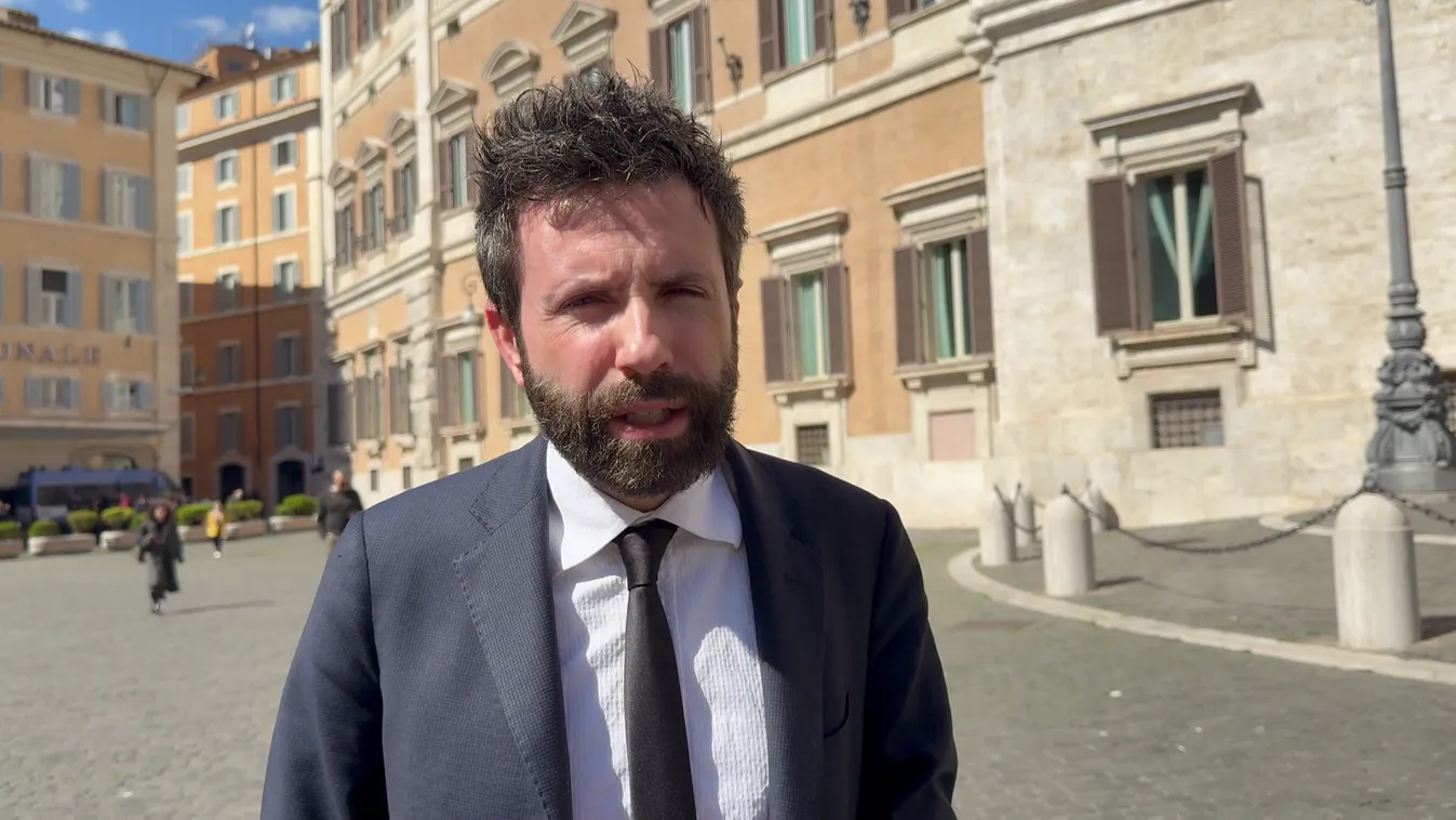 Milánóban naponta több alkalommal kell a rendőrségnek intézkednie az afrikai származású fiatalok miatt + videó