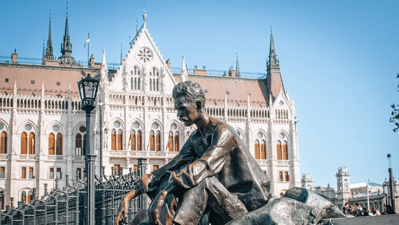 Kihirdették a Költészet Napjával összefüggő irodalmi pályázat eredményét