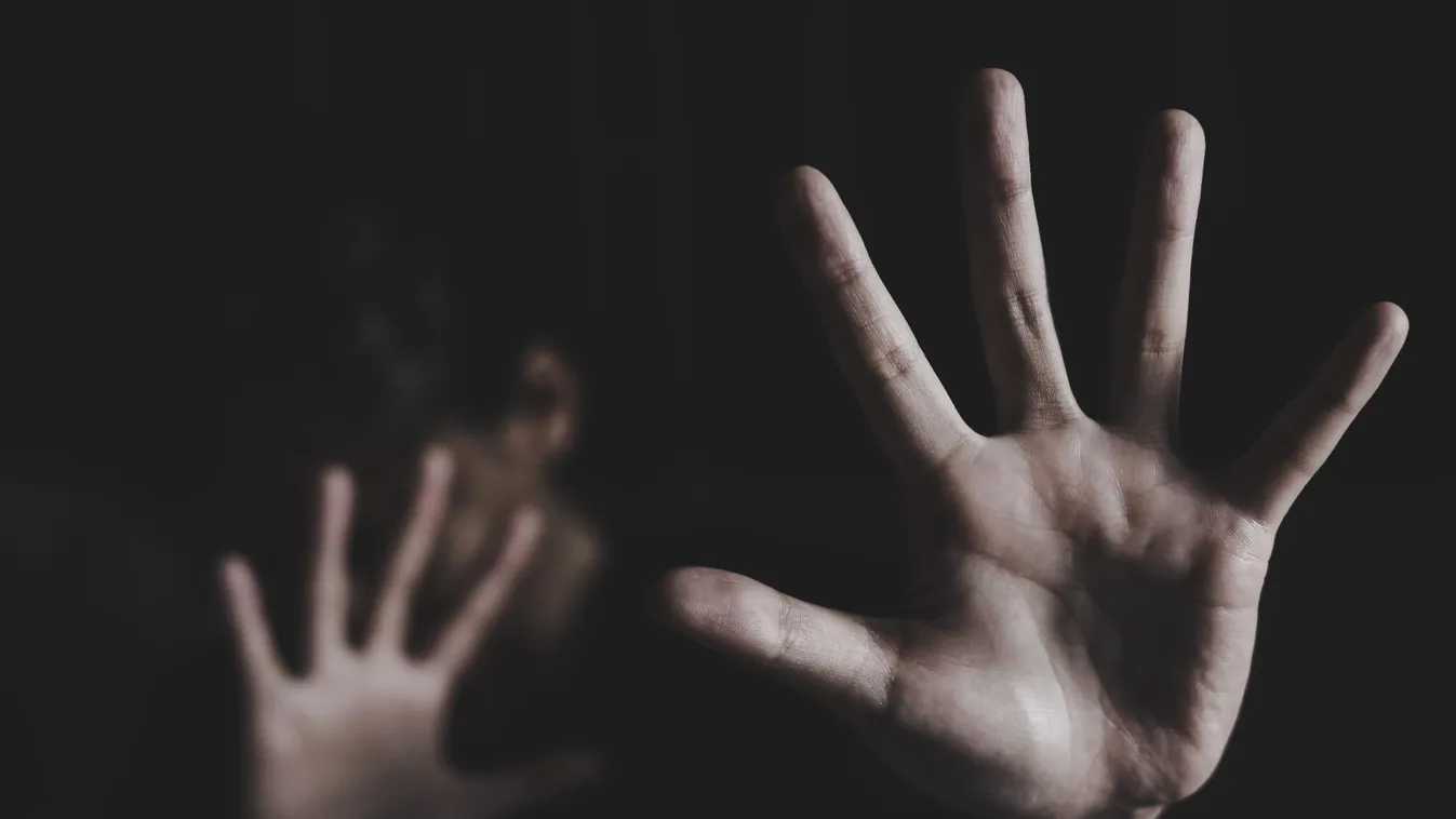 Vádat emeltek egy férfi ellen, aki szexuálisan bántalmazott hat gyereket