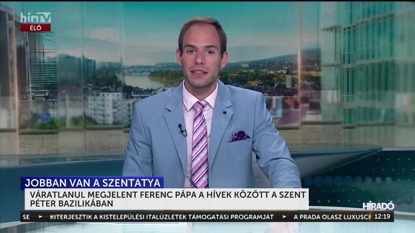 VÁRATLANUL MEGJELENT FERENC PÁPA A HÍVEK KÖZÖTT A SZENT PÉTER BAZILIKÁBAN
