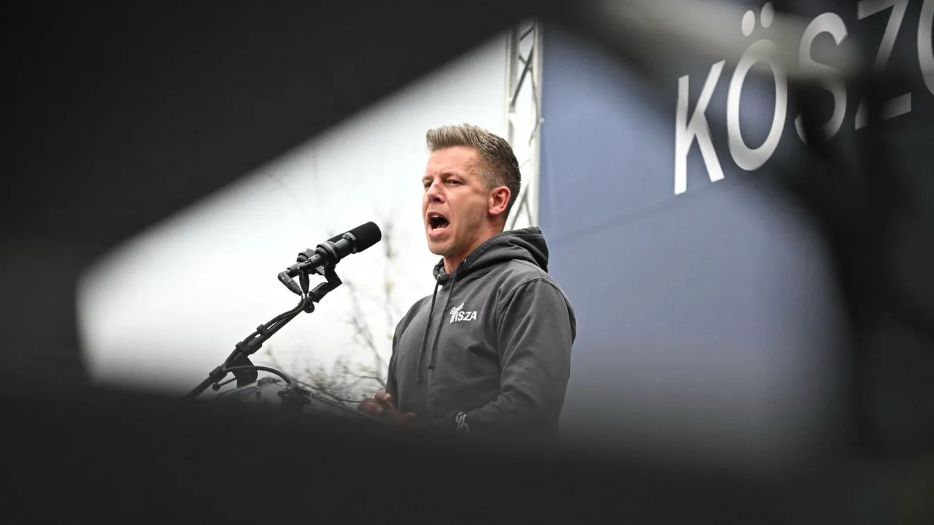 Így lett a „független-objektív sajtóból” Magyar Péter lakájmédiája