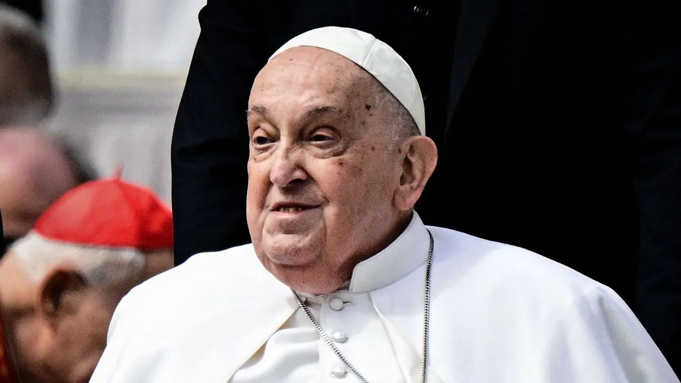 Ferenc pápa a szombat esti virrasztás előtt megjelent a Szent Péter-bazilikában