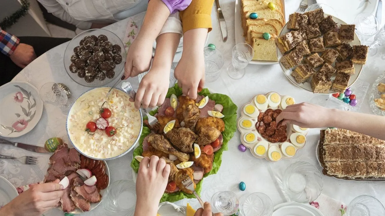 Epres tiramisu, kenyérben sült csülök, nagy gondossággal főzött sonka – ezek a fogások kerülnek politikusaink asztalaira