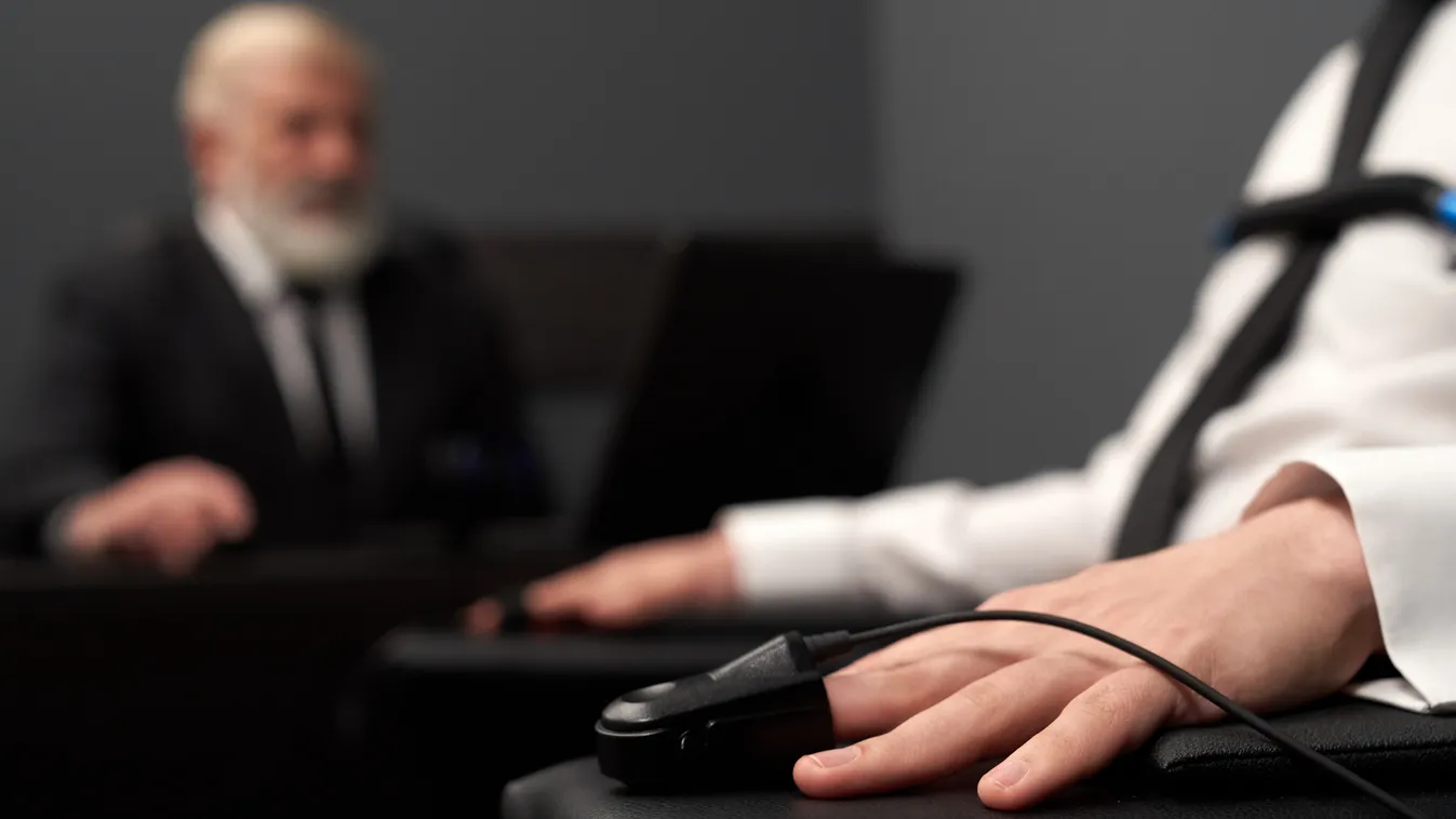 Zelenszkij hazugságvizsgálatokat vet be egy hatalmas malőr miatt – kiszivárgott az ásványügylet