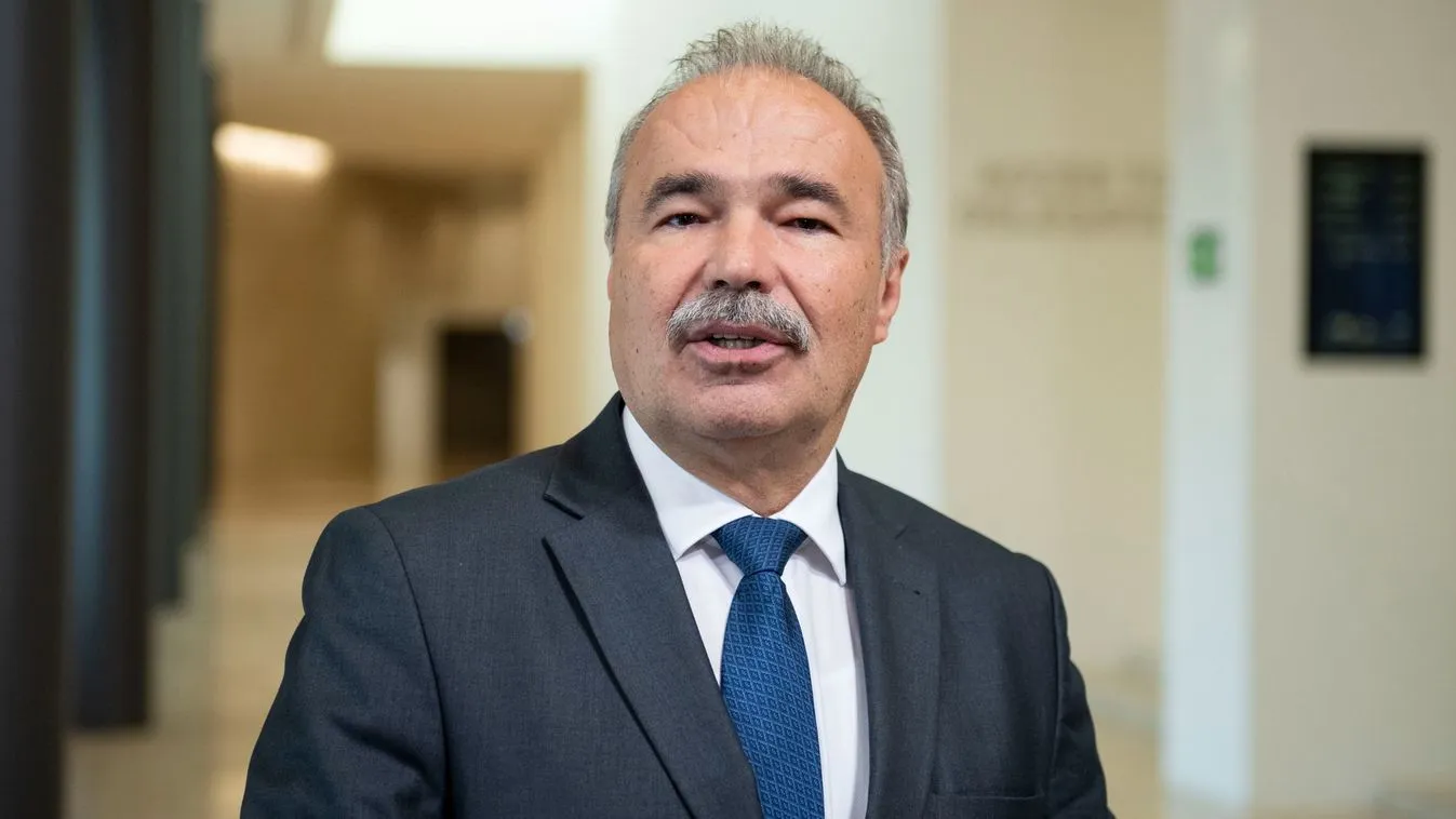 Nagy István: újabb megbetegedés továbbra sincs, zajlik a mentesítés a ragadós száj- és körömfájás-fertőzés kapcsán