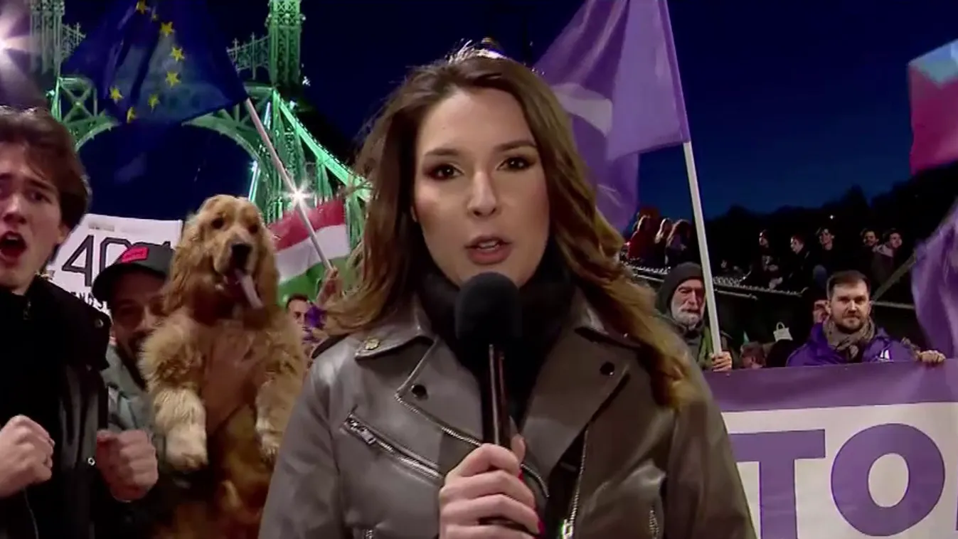 Így próbálták ellehetetleníteni a HírTV riporterének munkáját a hídfoglalók a baloldali dzsemborin + videó