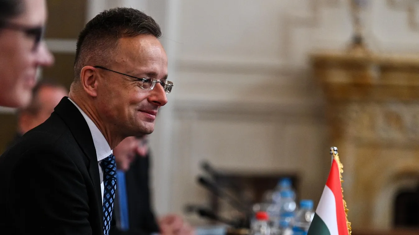 Szijjártó Péter: abszurd helyzet állt elő a súlyosabbnál súlyosabb brüsszeli vezetői hibák nyomán