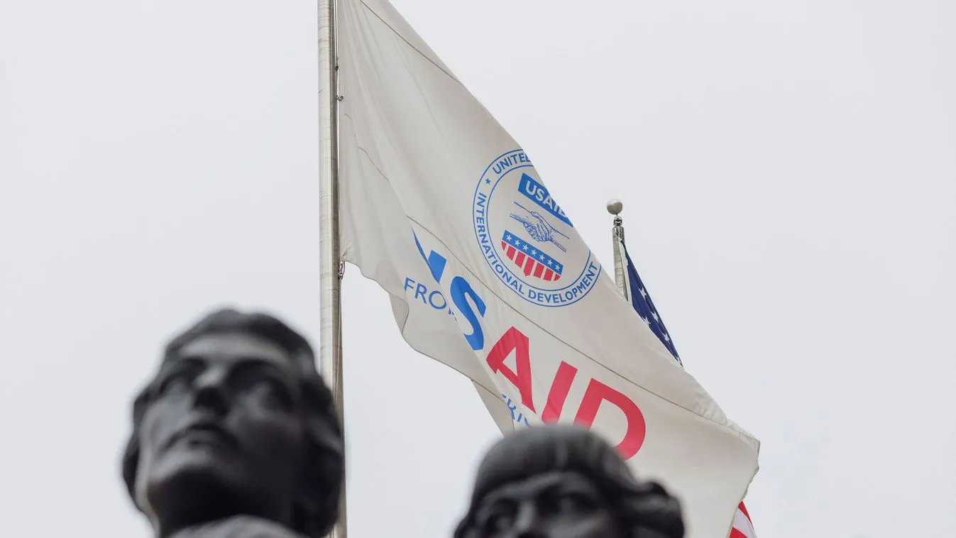 Karácsony hallgat a USAID-ről