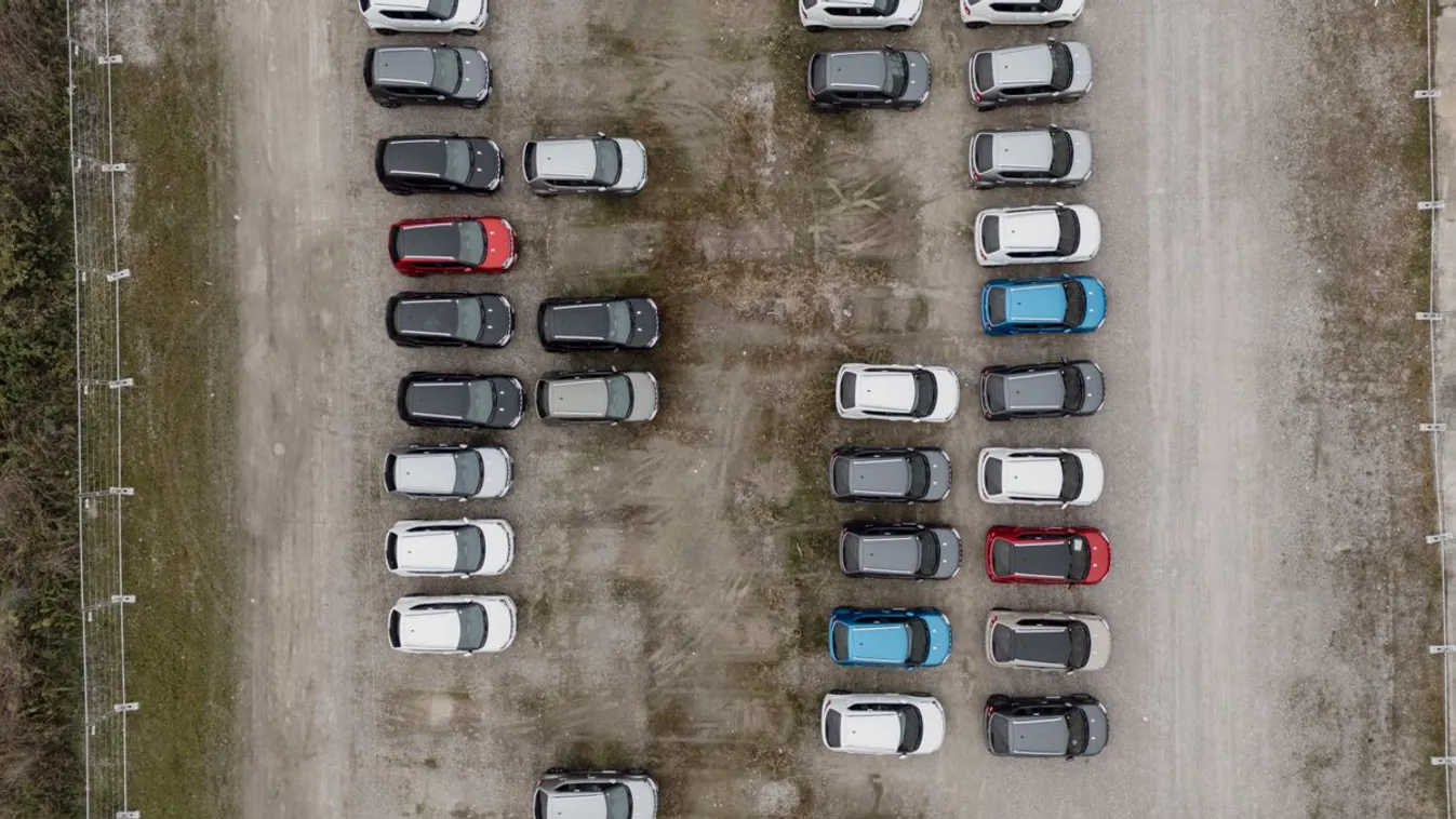 Trump büntetővámjai után itt az újabb csapás az európai autógyártónak, újabb büntetés, ezúttal Európából