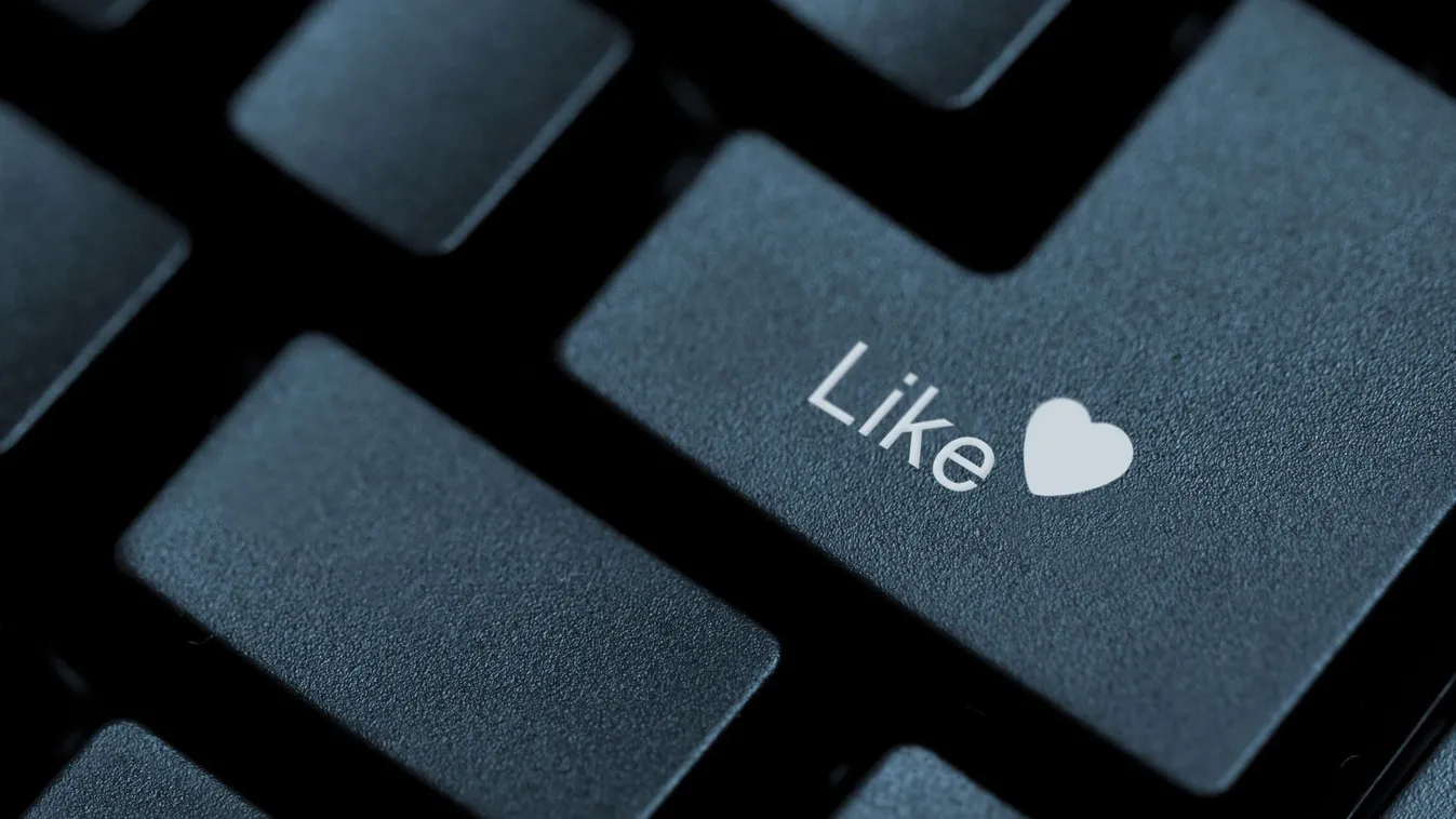 Darabokra szedné Zuckerberg birodalmát az amerikai versenyhatóság