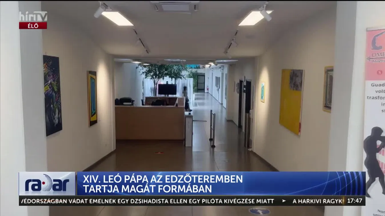 Radar - XIV. LEÓ PÁPA AZ EDZŐTEREMBEN  TARTJA MAGÁT FORMÁBAN