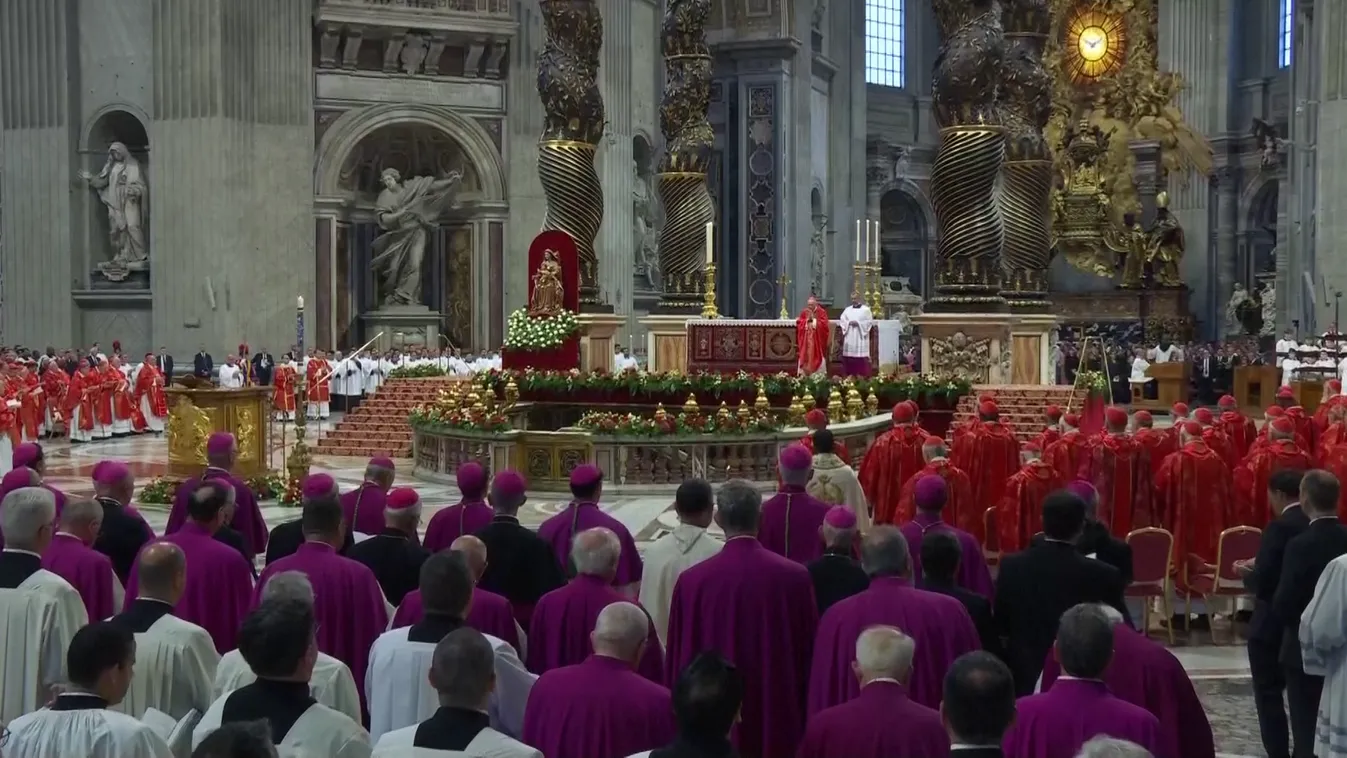 Megérkeztek a pápaválasztó bíborosok az örök&nbsp;városba + videó