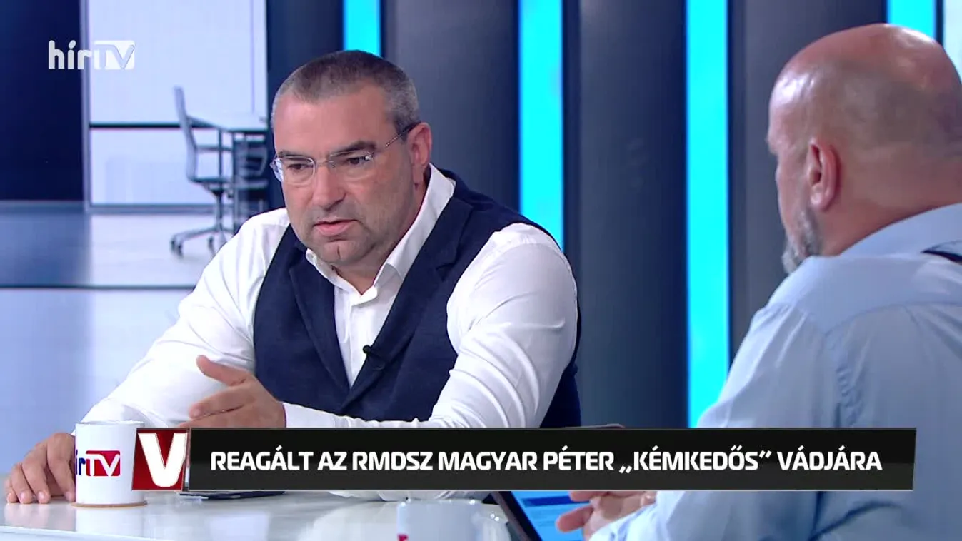 Vezércikk – Az RMDSZ reagált Magyar Péter „kémkedős” vádjára