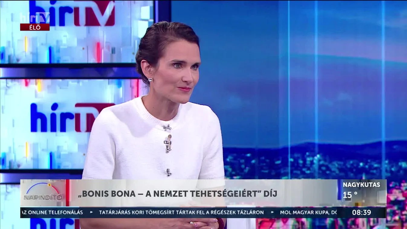 „BONIS BONA – A NEMZET TEHETSÉGEIÉRT” DÍJ