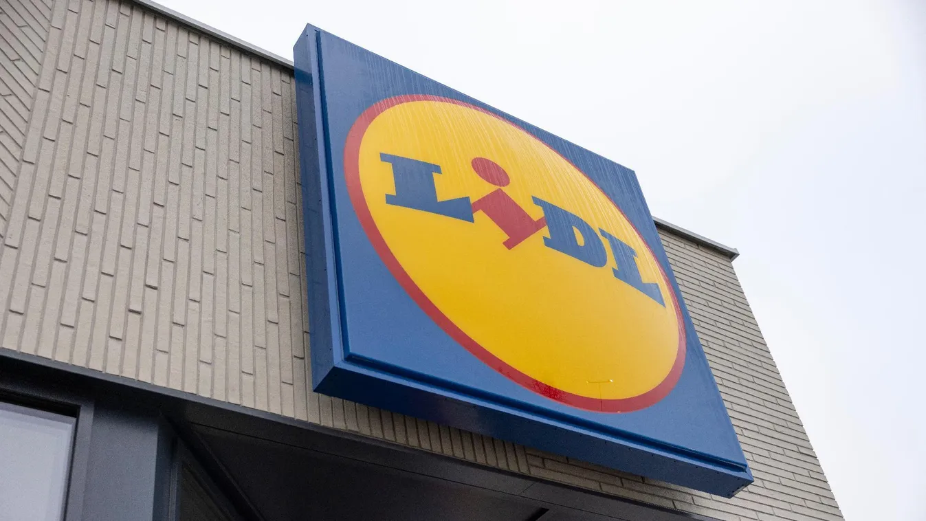 Belehalt egy 71 éves nő a verekedésbe, ami a Lidl parkolójában tört ki