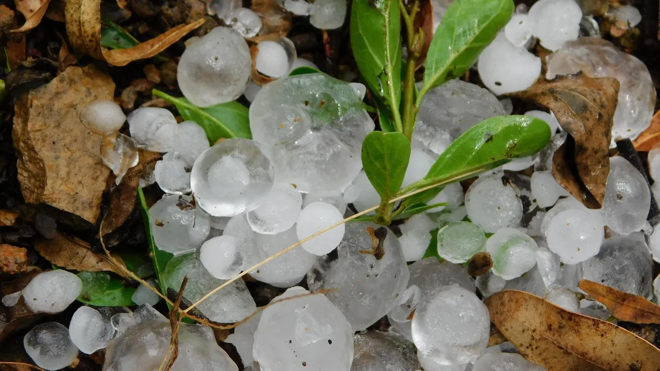 Balaton környékén jégeső söpört végig