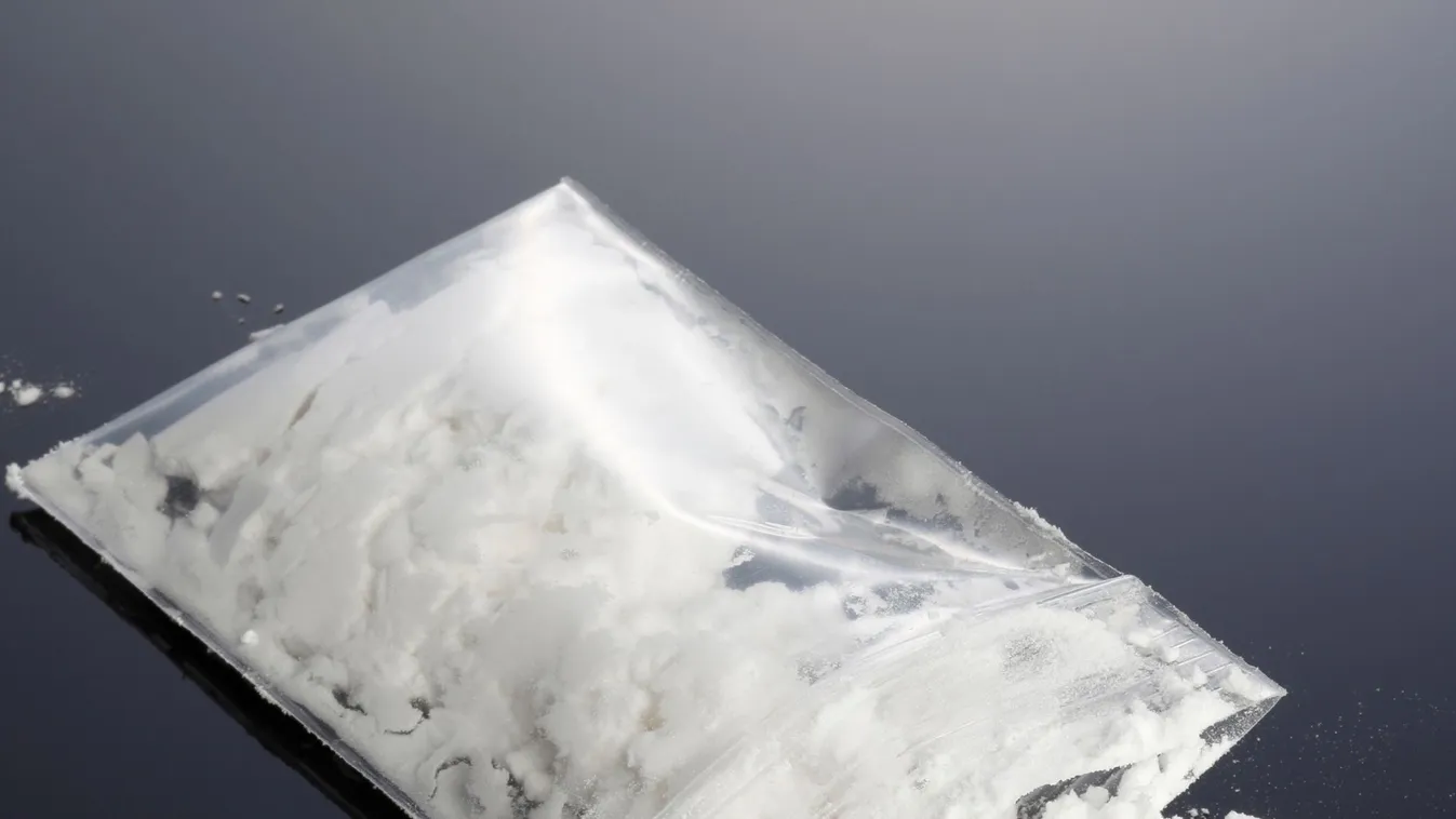 A kéményben rejtegette a drogot a lábbilincses tiszafüredi díler