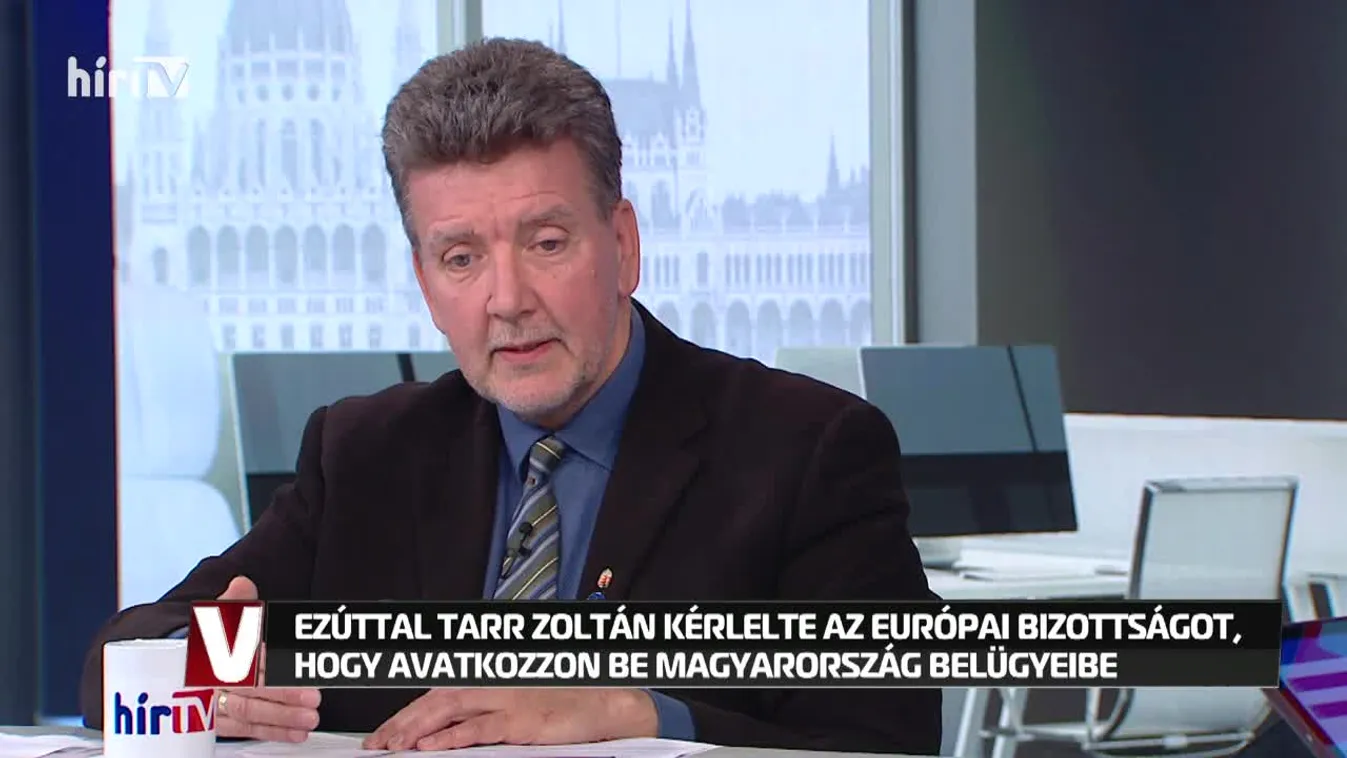Vezércikk - Tarr Zoltán is csatlakozott Kollár Kingához, Magyarország megbüntetésére kérte fel az Európai Bizottságot