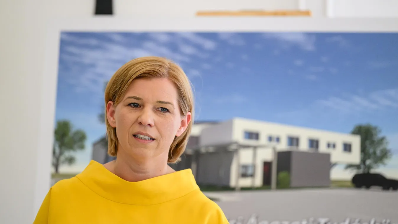 Nagy fejlesztést jelentett be a KRÉTA-rendszerről az államtitkár + videó