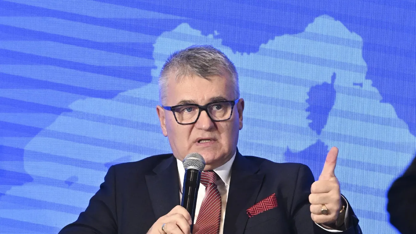 Továbbra is befektetésre ajánlja hazánkat a Fitch Ratings  + videó