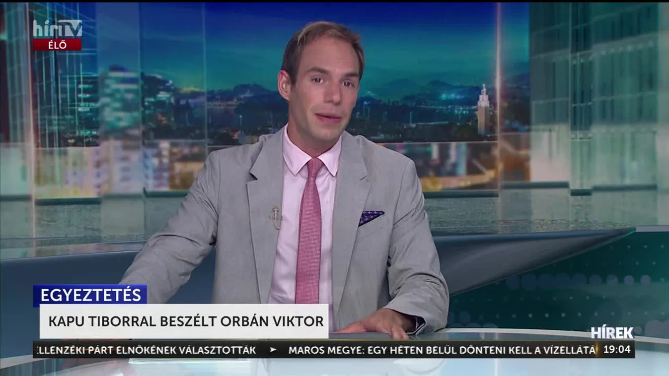 	Rendkívüli beszélgetést folytatott Kapu Tiborral a miniszterelnök