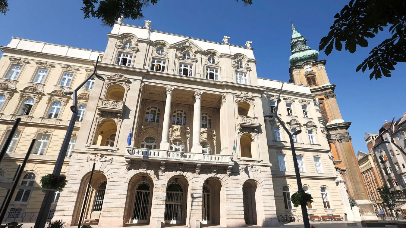 Földindulás a tudományban: az ELTE átvenné a legnagyobb kutatóintézeteket