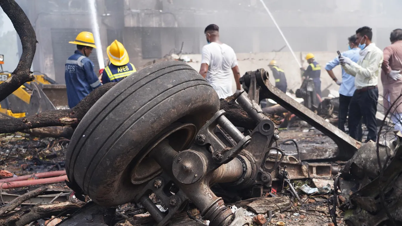 Megerősítették: egyetlen túlélője van az indiai légi katasztrófának