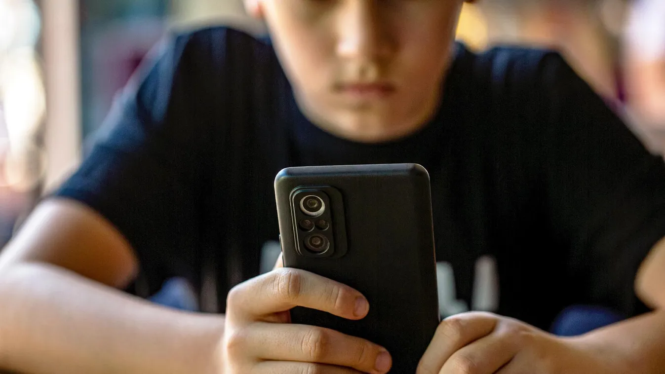 Súlyos mentális gondokat okozhat a gyerekeknek a túlzott képernyőidő – megelőző tanácsok a szakembertől