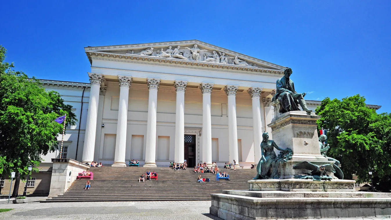 Jókai Mórral lehet majd szombaton találkozni Budapesten