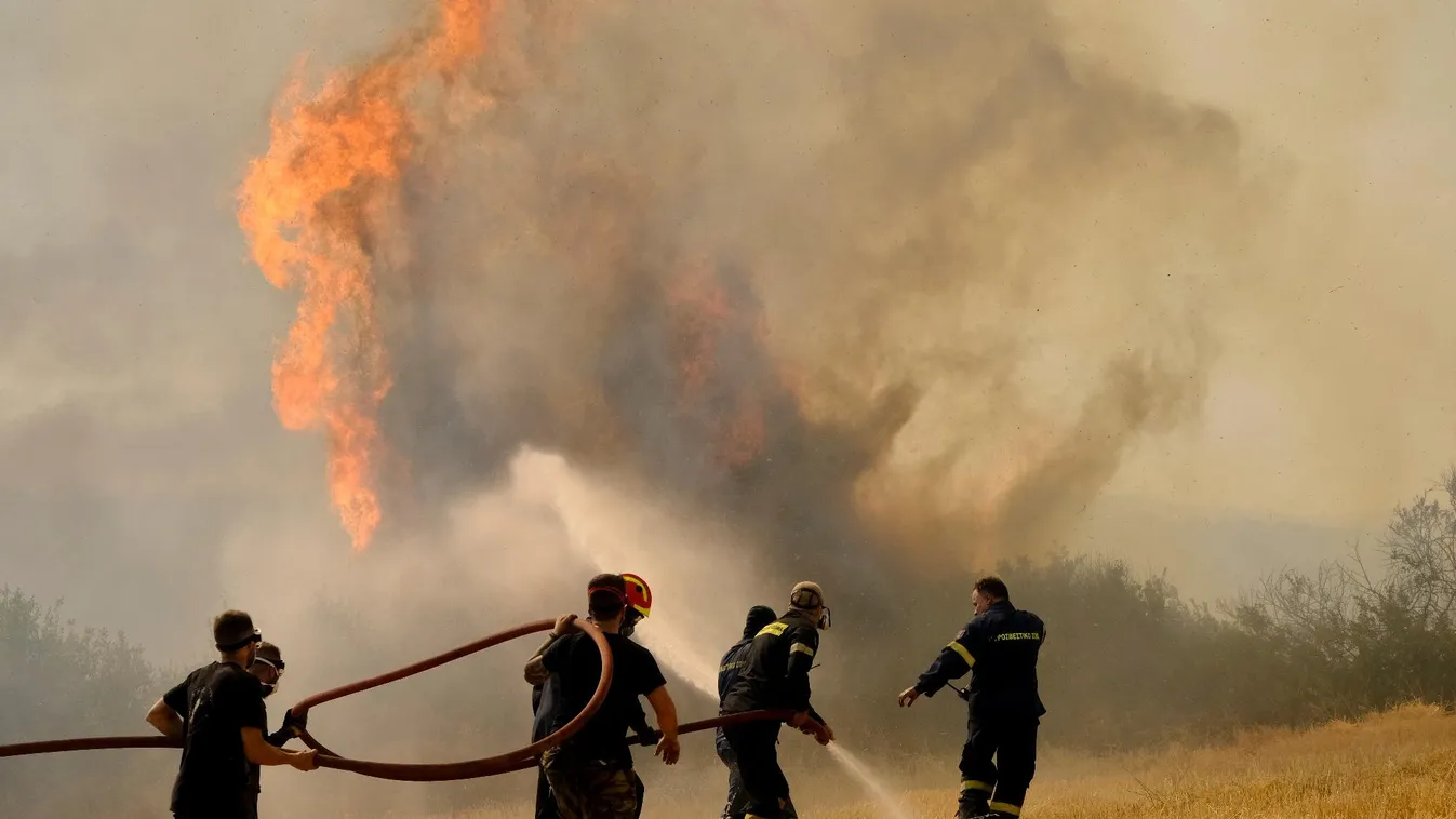 Hatalmas erdőtűz pusztít Híosz szigetén – már evakuálják az embereket