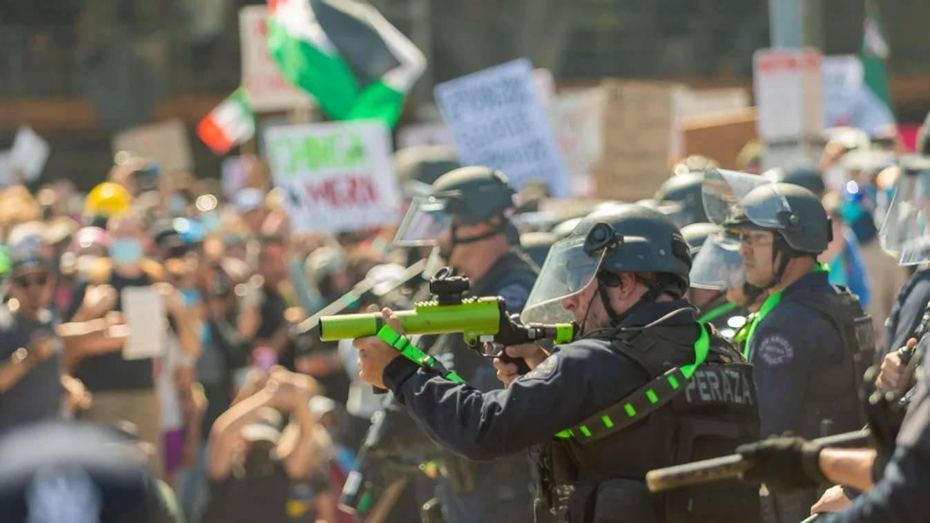 Vandalizmusba torkollott a san franciscó-i tüntetéssorozat, több járművet és épületet is megrongáltak  + videó