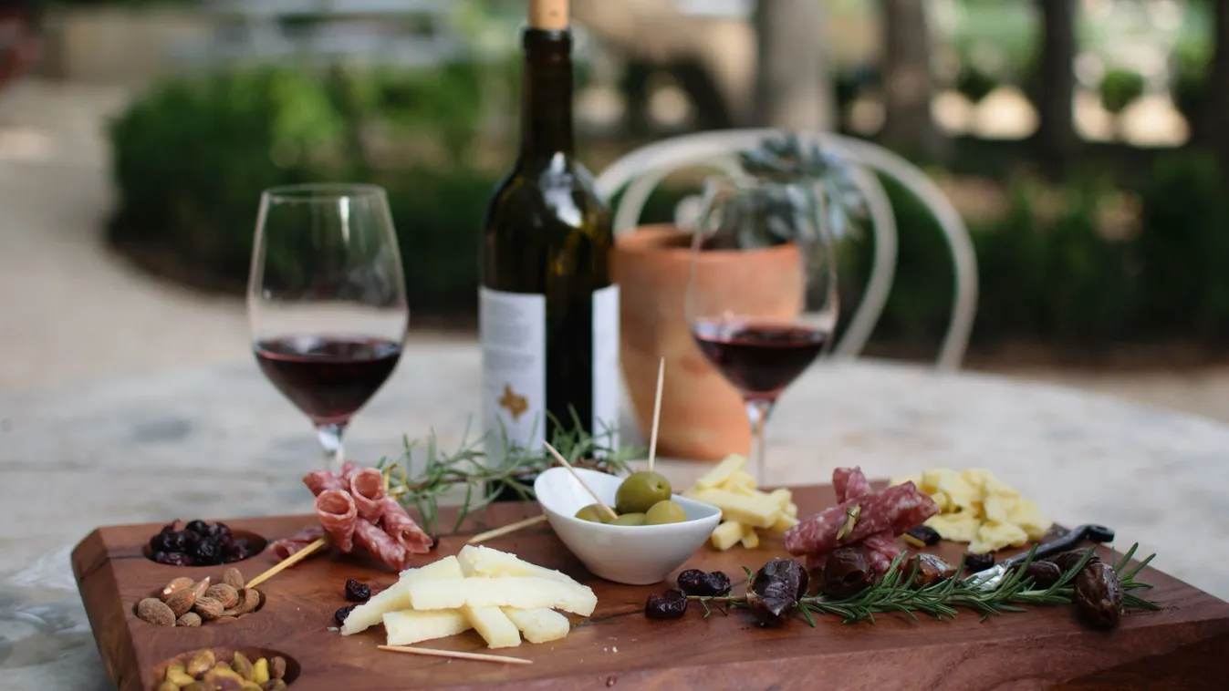 Magyar borkalauzt díjaztak a Gourmand International Awardson