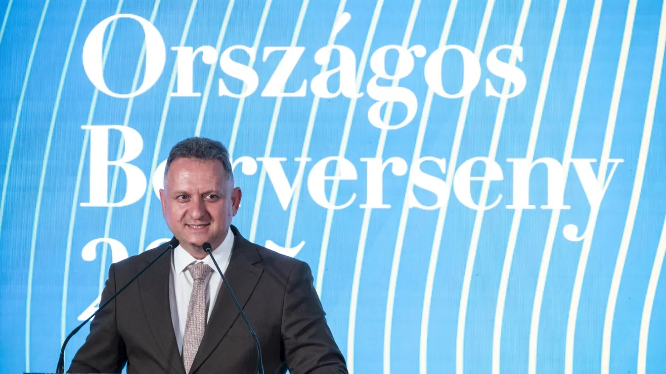 Hubai Imre: a gazdák megsegítésére javában zajlik a vízpótlás az apadó Tiszán