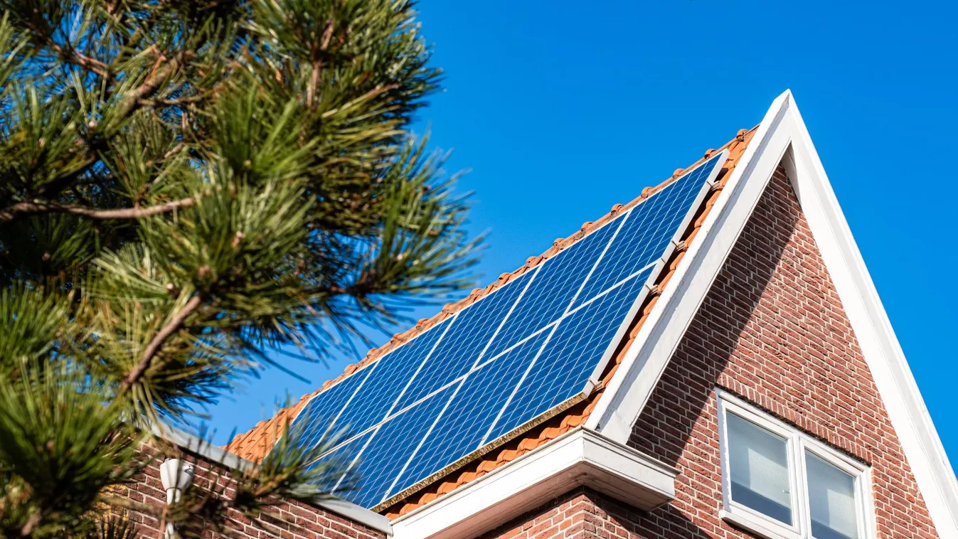 Már közel egymillió magyar használ napelemet