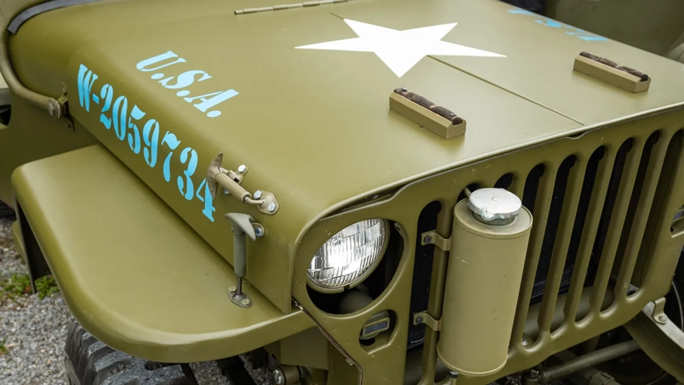 Járműbalesetből származó sérülések miatt halt meg Veszprémnél az amerikai katona