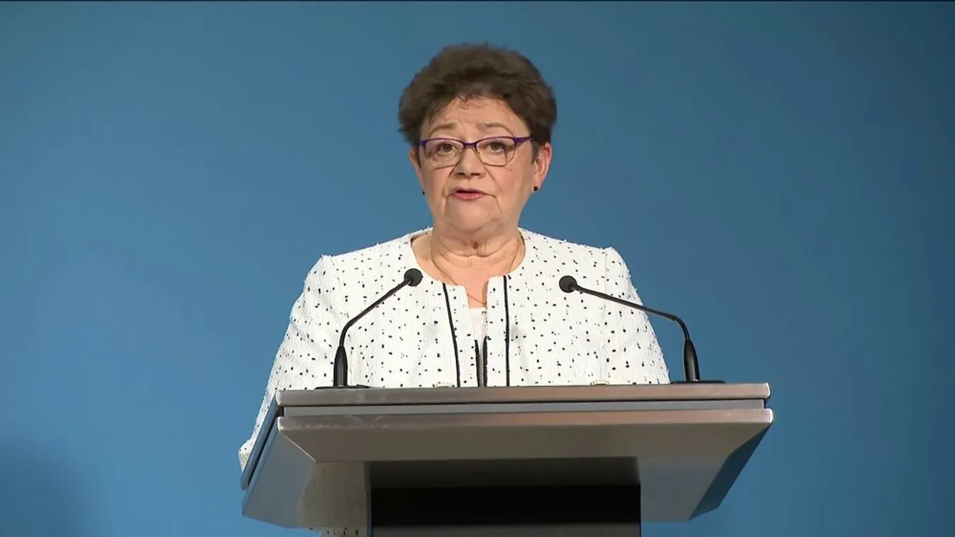 Müller Cecília: Megtiszteltetés volt + videó