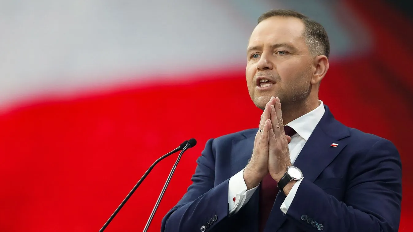 Lengyelországgal kapcsolatban máris az uniós pénzek befagyasztásáról beszélnek