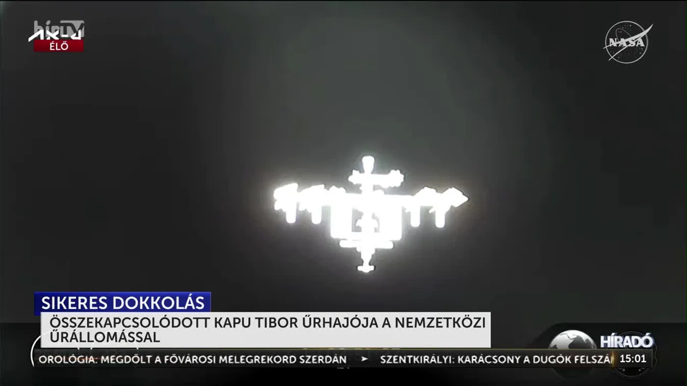 ÖSSZEKAPCSOLÓDOTT KAPU TIBOR ŰRHAJÓJA A NEMZETKÖZI ŰRÁLLOMÁSSAL