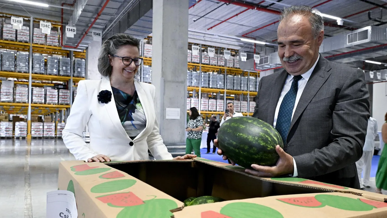 Nagy István: ingyen biztosítja a kormány a gazdáknak az öntözővizet