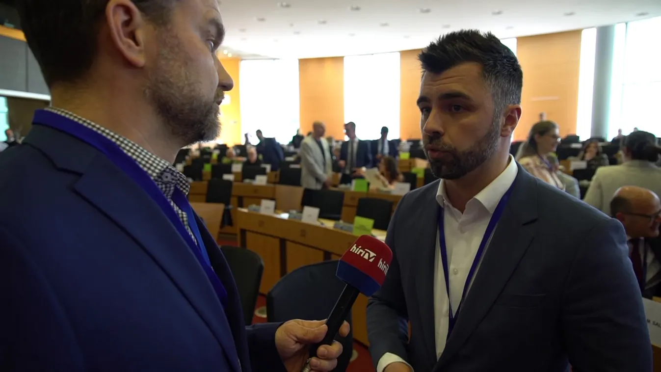 Sajátjai szerint is szénné égette magát Magyar Péter embere