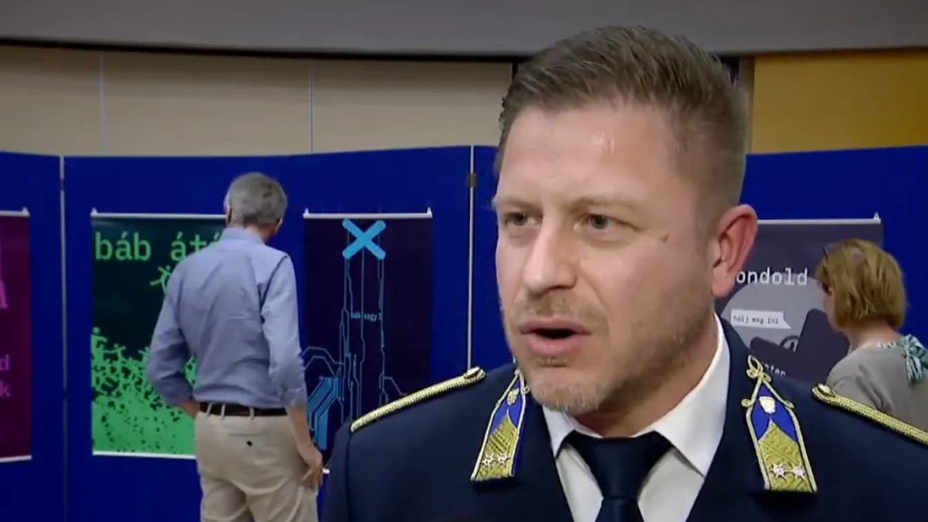 Riasztás – Kreatív plakátokkal segítik a digitális önvédelmet  + videó