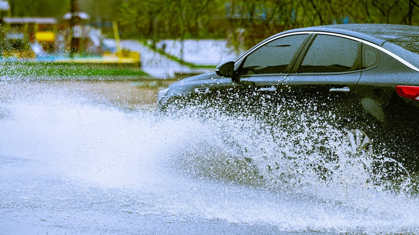Akkora mennyiségű esőt kaptak a nyakukba a bukarestiek, amelyre emberemlékezet óta nem volt példa + videó