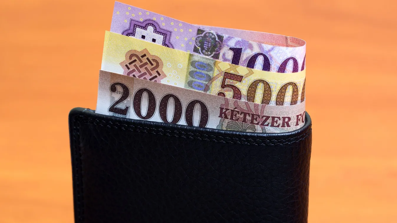 Döbbenetes összeg: 40 milliárdot pumpál a kormány a minimálbér-emelésbe