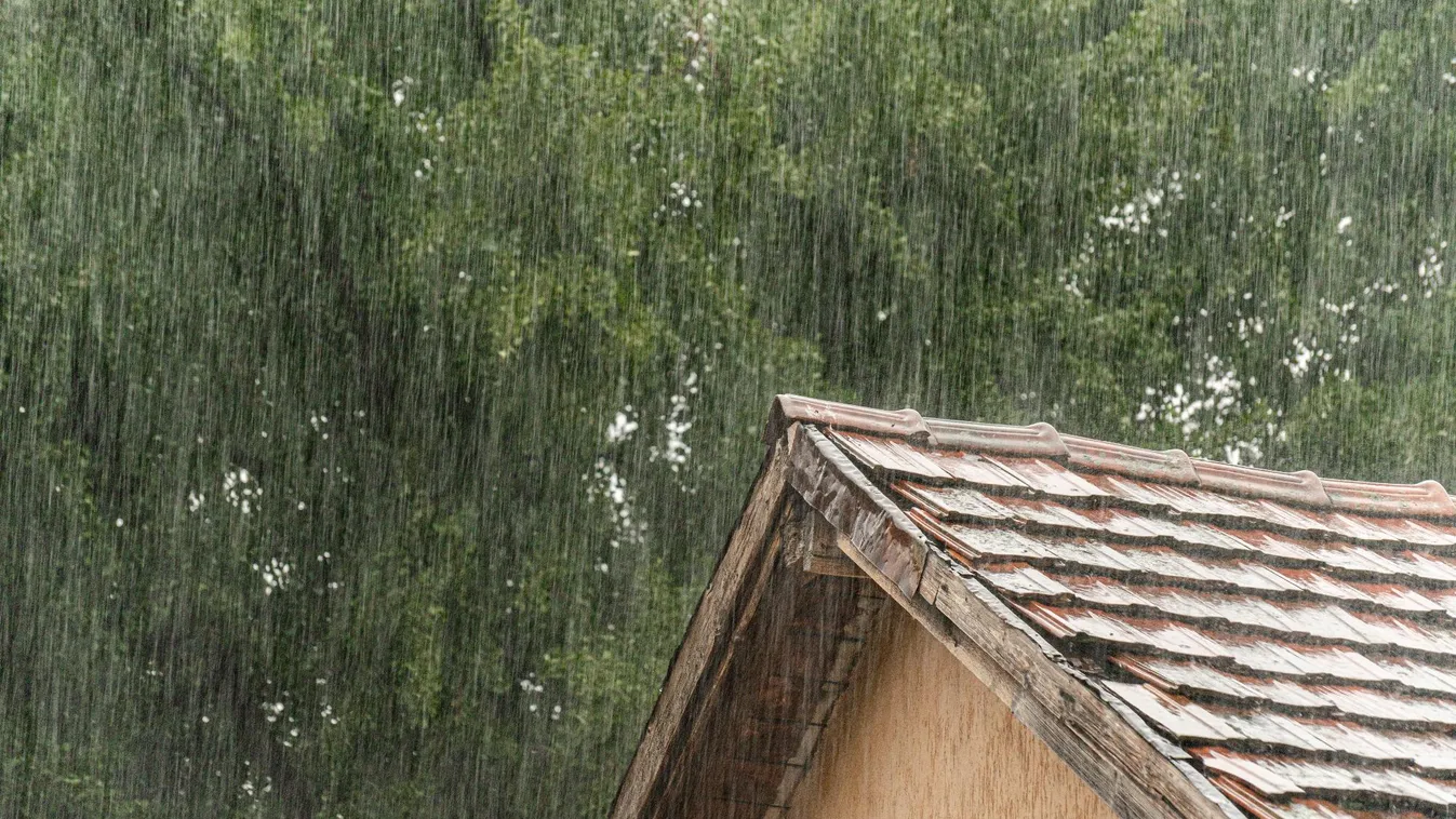 Másodfokú riasztást adtak ki felhőszakadás veszélye miatt több közép-magyarországi járásra