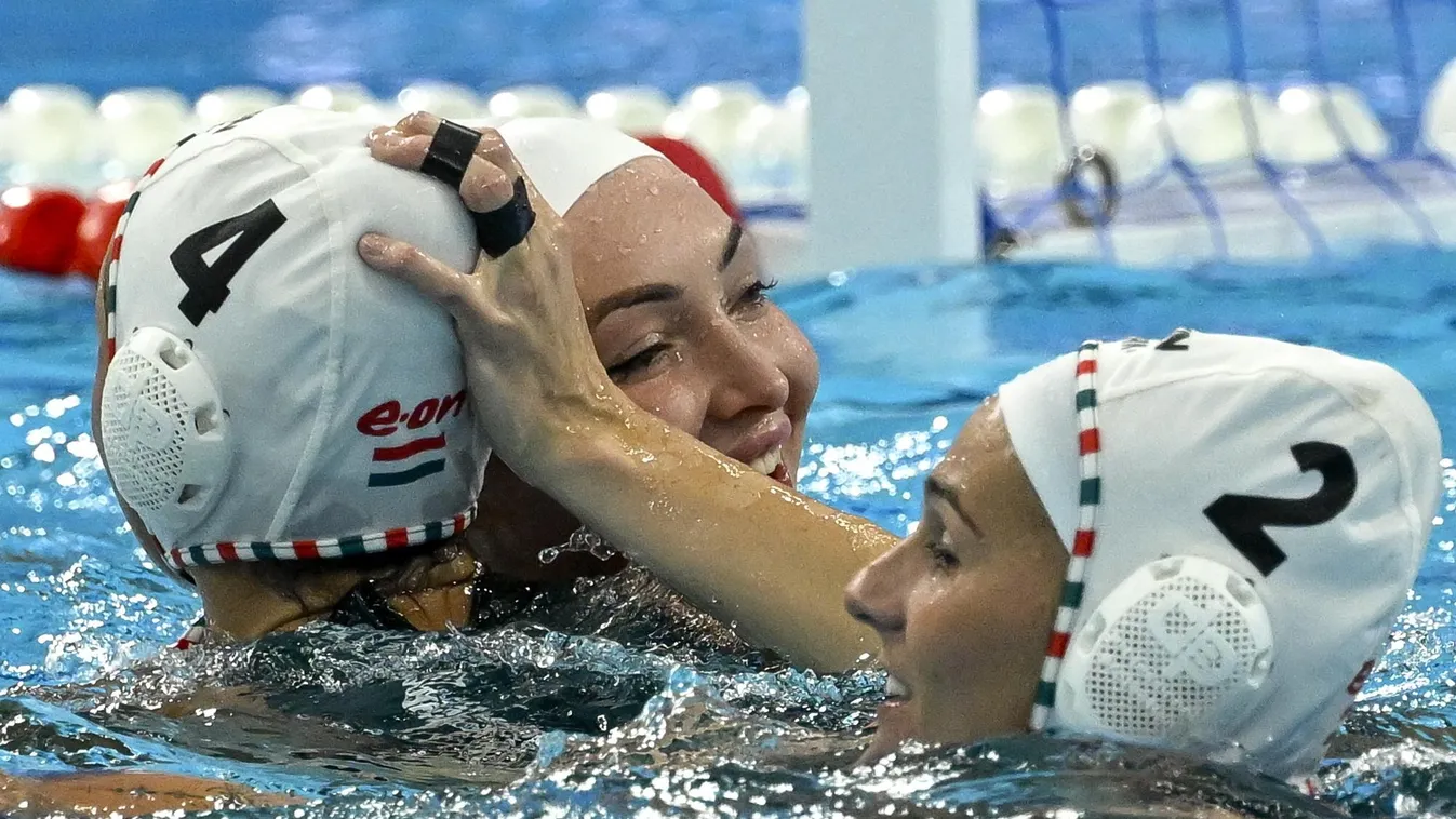 Lehengerlő, parádés játékkal vb-döntős a magyar női vízilabda-válogatott